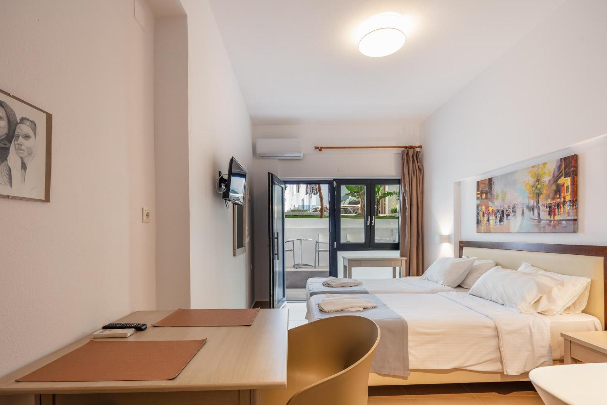 Golden Bay Boutique Hotel & Bungalows Kokkini Hani Екстер'єр фото