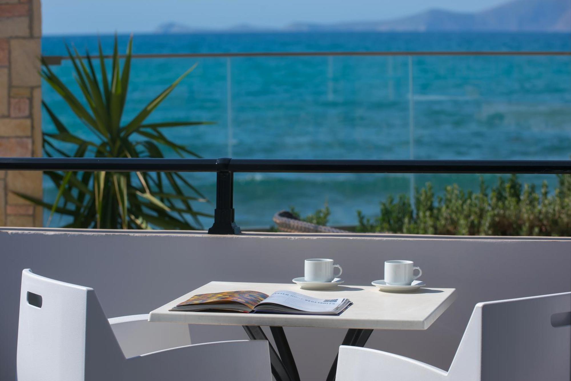 Golden Bay Boutique Hotel & Bungalows Kokkini Hani Екстер'єр фото